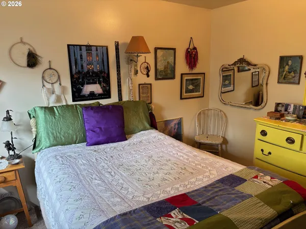 $359,500 | 330 10th Street Southwest, Bandon, OR 97411