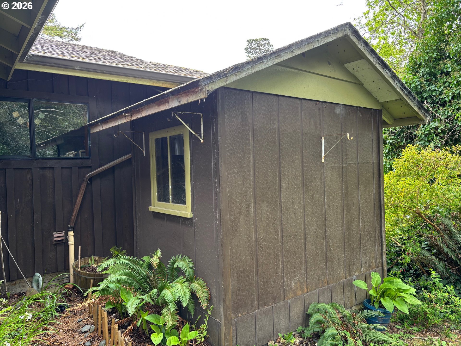 330 10th Street Southwest Bandon, OR 97411 - Photo 7 of 44