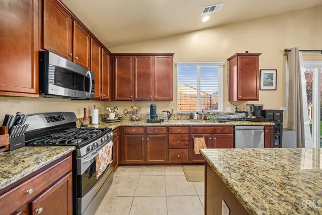 $424,990 | Undisclosed Address, Bakersfield, CA 93311