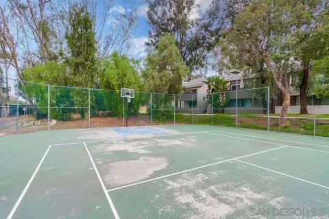 $2,220 | 1350 North Escondido Boulevard, Unit 67, Escondido, CA 92026