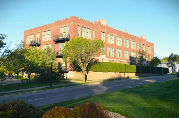 $439,850 | 523 East Avenue, Unit 102, Red Wing, MN 55066