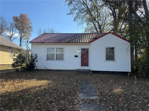 $96,000 | 105 West Billings Street, Pittsburg, KS 66762
