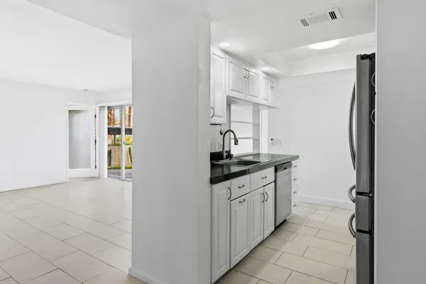 $2,200 | 1492 South Camino Real, Unit 110, Palm Springs, CA 92264