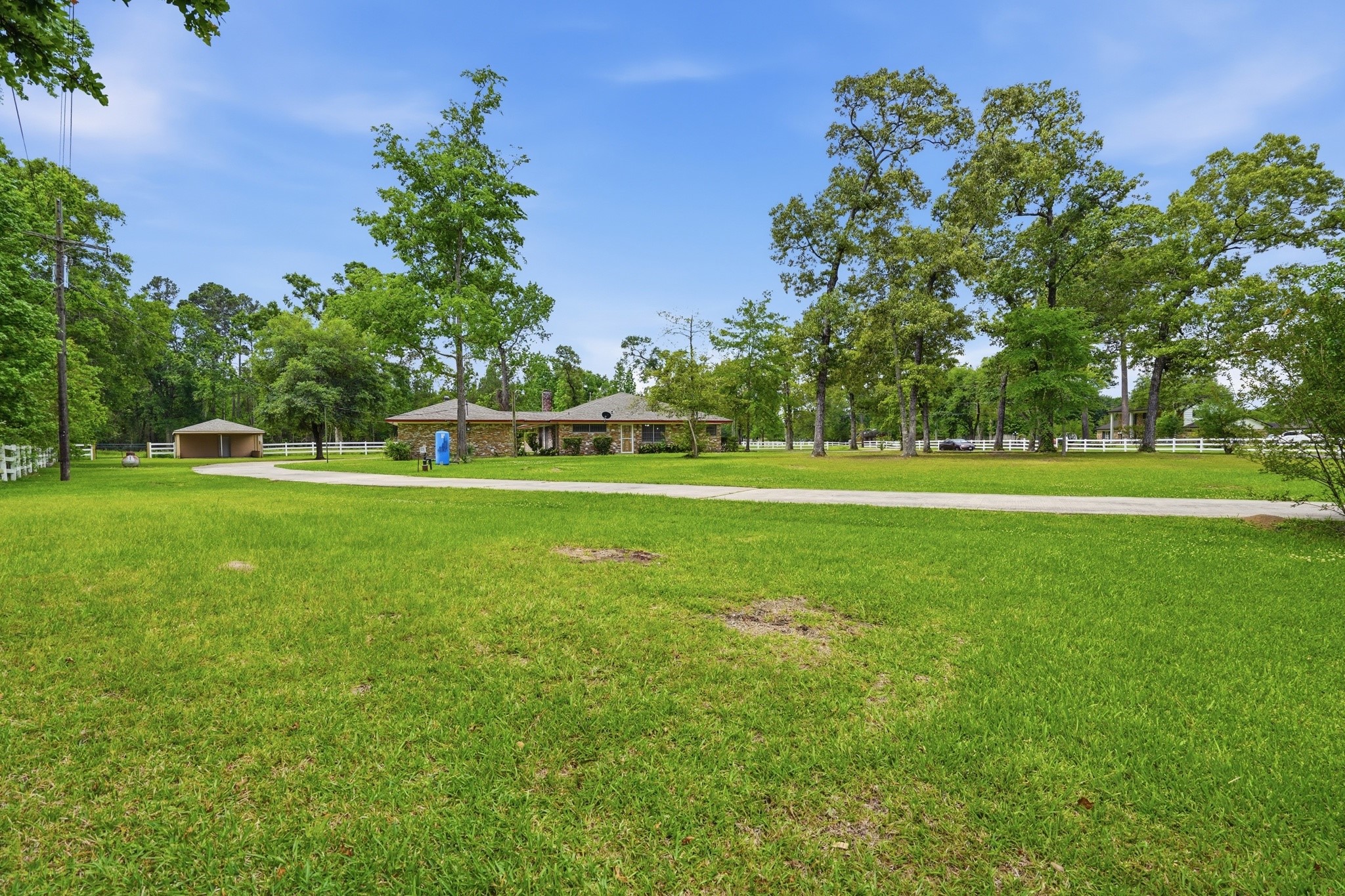 10240 Post Oak Drive Conroe, TX 77385 - Photo 4 of 46 a view of a golf course