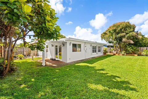 $415,000 | 1431 Northeast 32nd Place, Pompano Beach, FL 33064