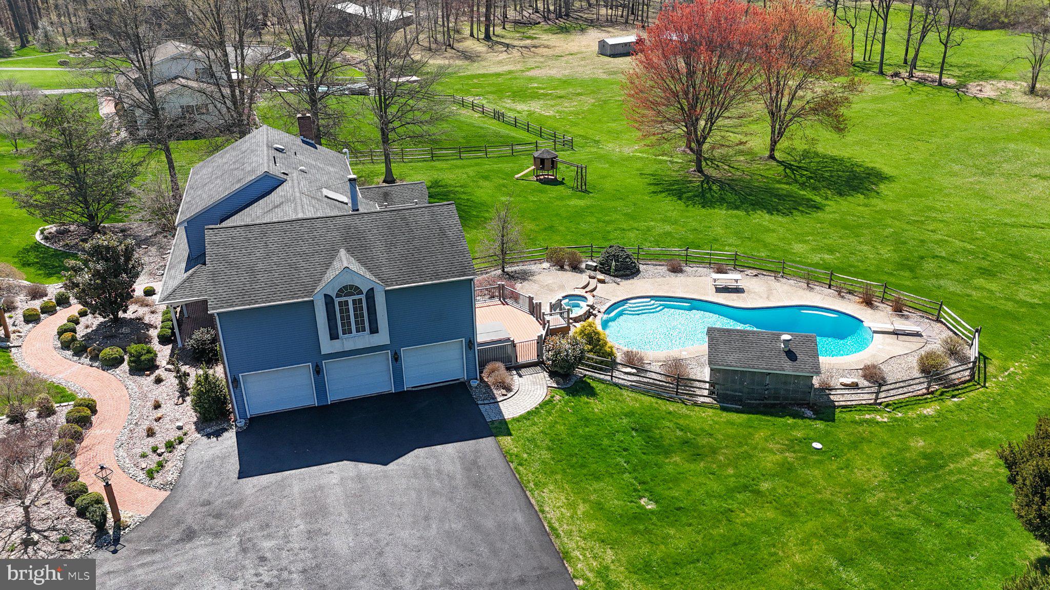 42 Eleanor Drive Spring City, PA 19475 - Photo 4 of 59