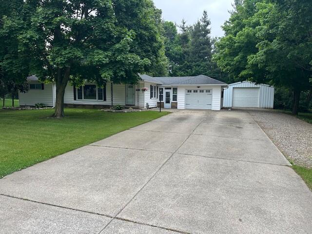 55441 Buckhorn Road Three Rivers, MI 49093 - Photo 1 of 20 IMG_4629