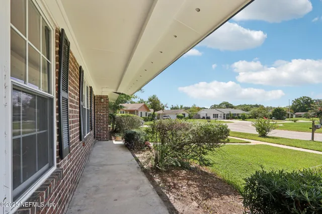 $299,000 | 1732 Papaya Drive North, Orange Park, FL 32073