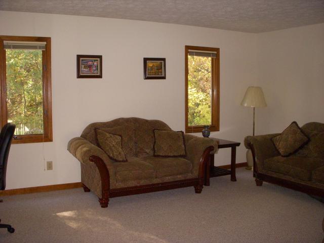 5853 RidgeHill Way Avon, IN 46123 - Photo 11 of 12 Gallery Image 11