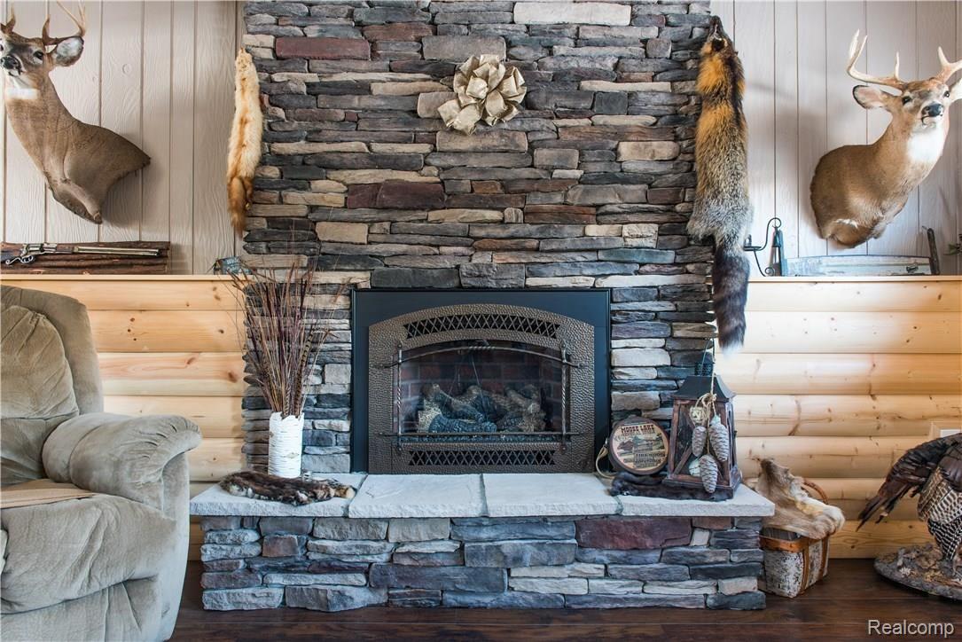 3245 South Fenton Road Holly, MI 48442 - Photo 7 of 30 finishedhollyphotos(42of28).JPG