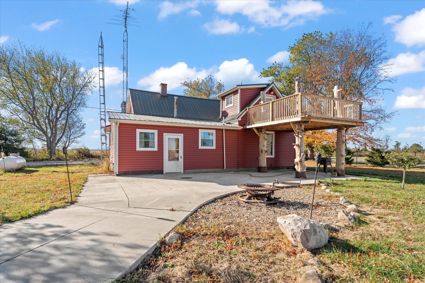 1311 East 4140 North Road Rankin, IL 60960 - Photo 46 of 54 a view of a house with a patio