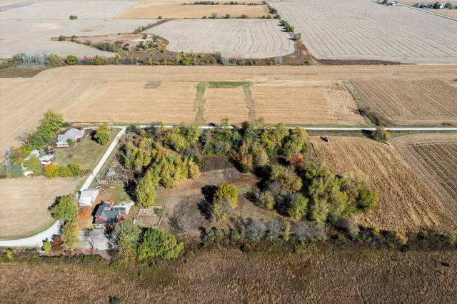 $250,000 | 1311 East 4140 North Road, Rankin, IL 60960