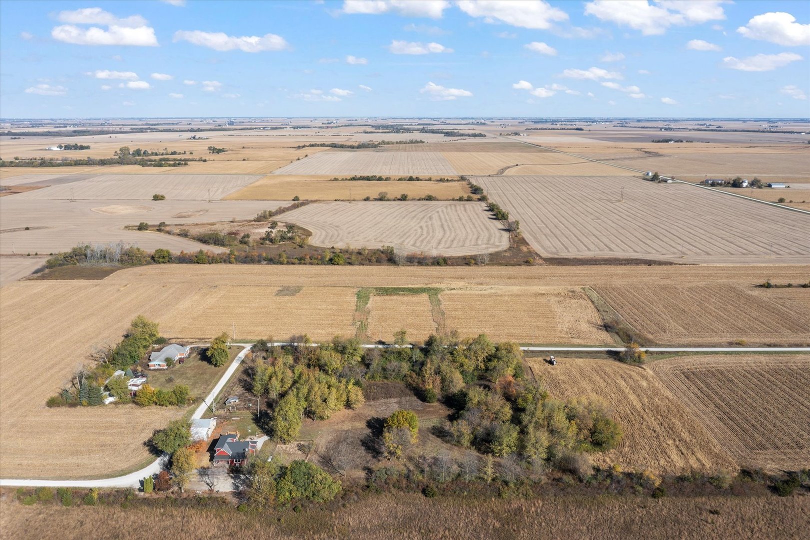 1311 East 4140 North Road Rankin, IL 60960 - Photo 6 of 54 a view of an ocean and beach