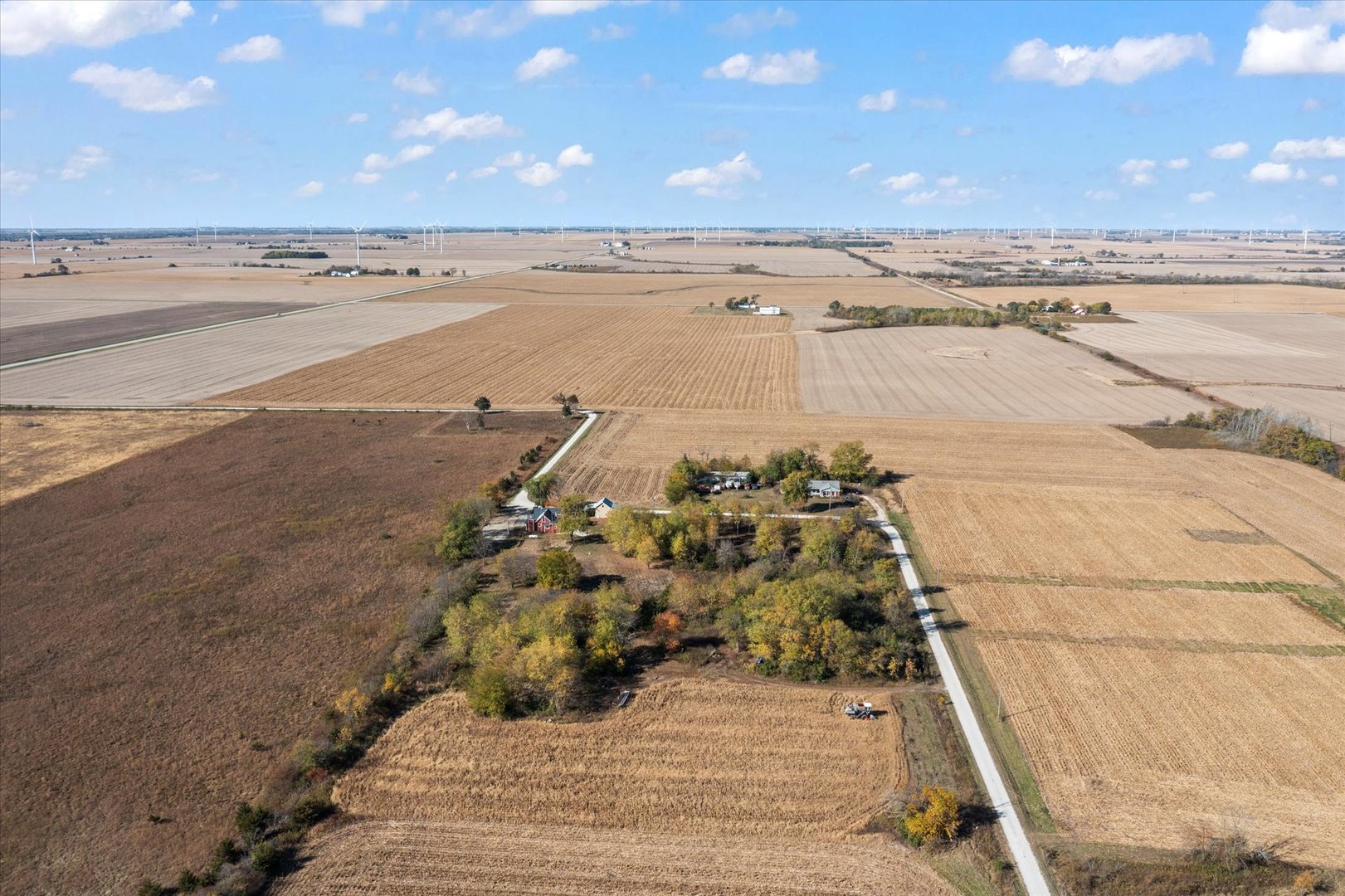 1311 East 4140 North Road Rankin, IL 60960 - Photo 8 of 54 a view of an ocean and beach