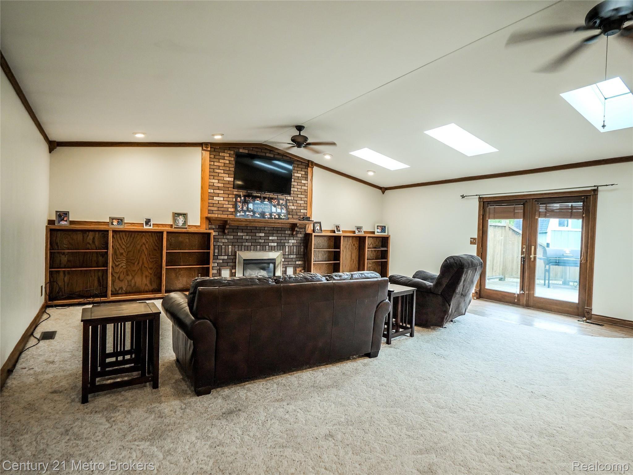 9551 Bray Road Millington, MI 48746 - Photo 13 of 40 13.jpg