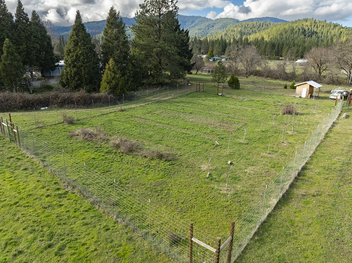 1392 Cedar Flat Road Williams, OR 97544 - Photo 52 of 56 51