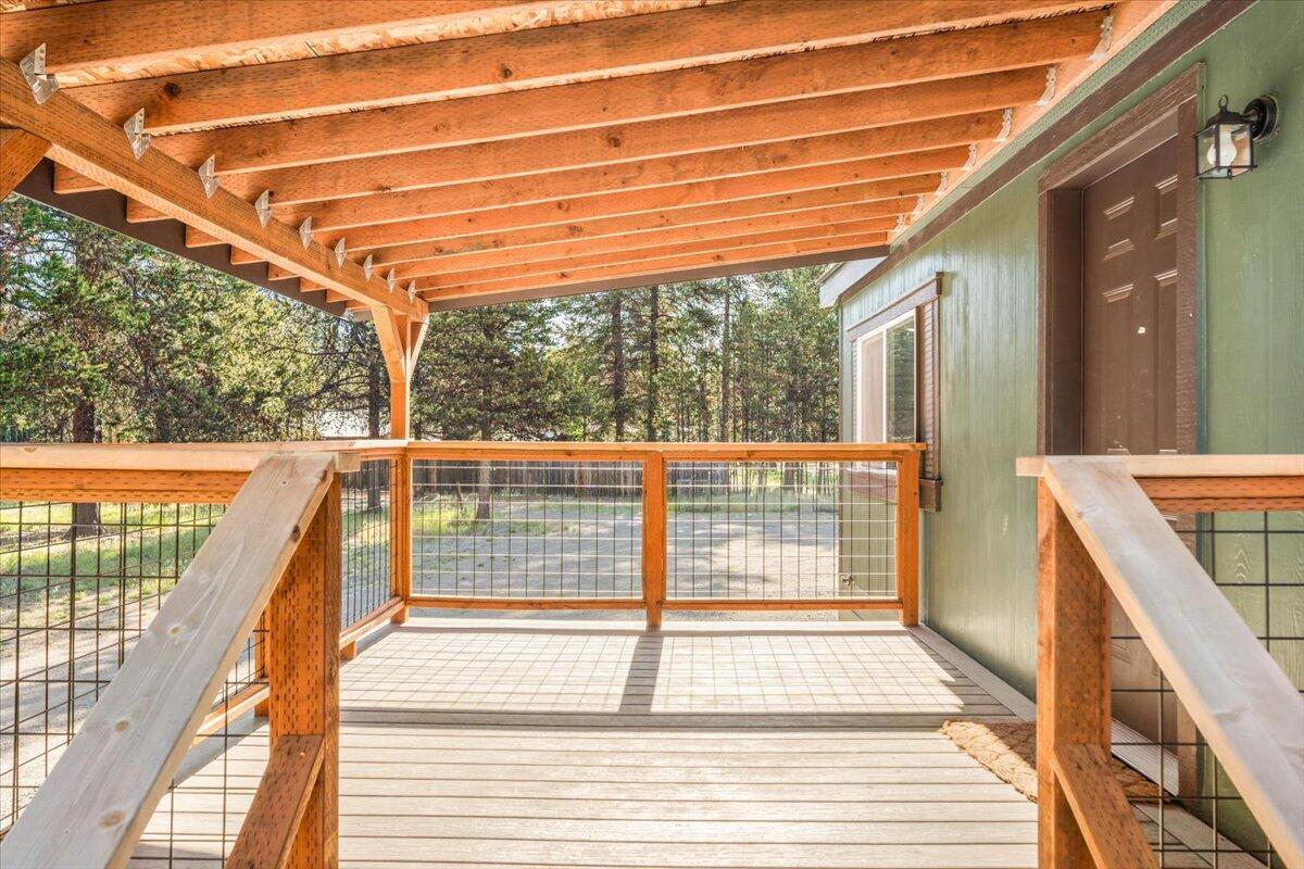16201 Hawks Lair Road La Pine, OR 97739 - Photo 11 of 52 36-Exterior-HL
