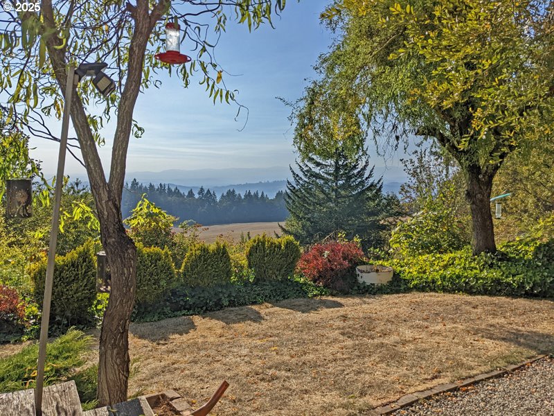 23999 Southwest Guenther Road Hillsboro, OR 97123 - Photo 3 of 16