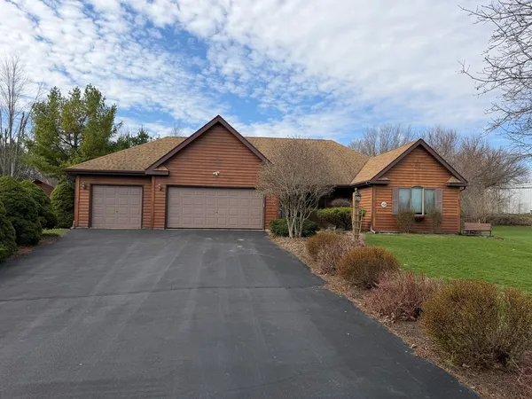$395,000 | 25038 Timber Court, Elwood, IL 60421