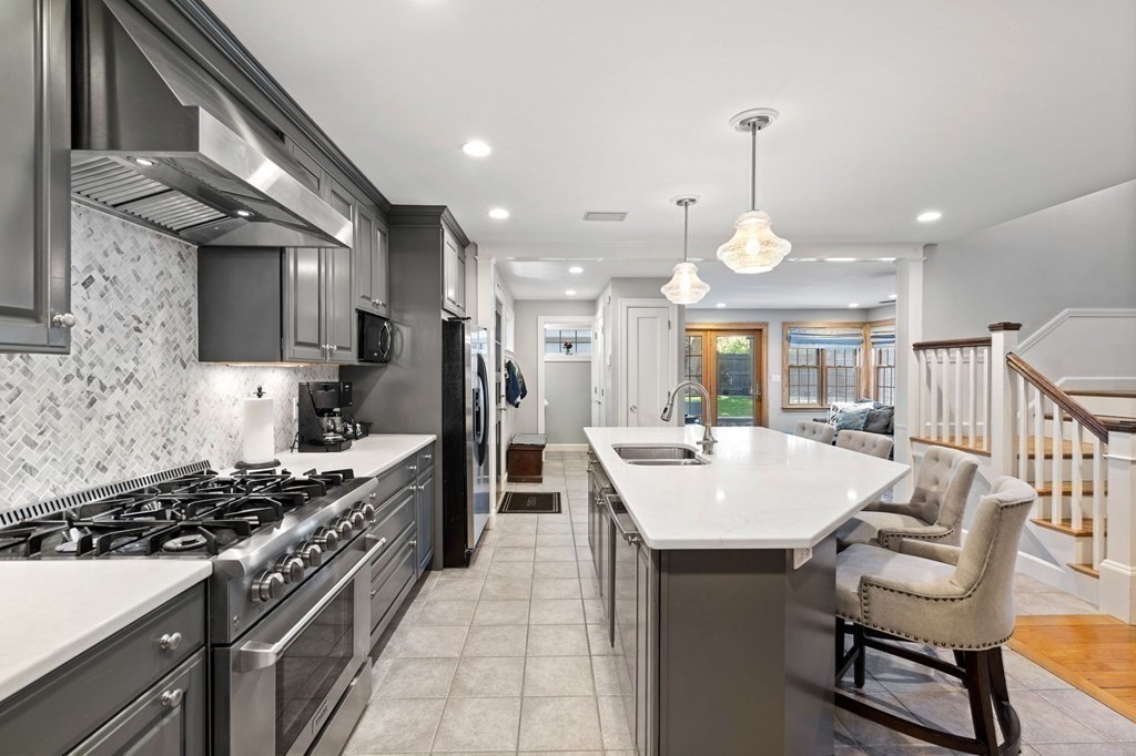 149 Humphrey Street Marblehead, MA 01945 - Photo 10 of 42