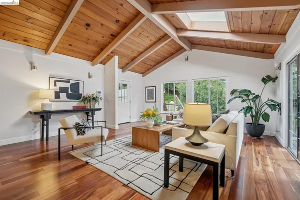 $1,065,000 | 6785 Aitken Drive, Oakland, CA 94611
