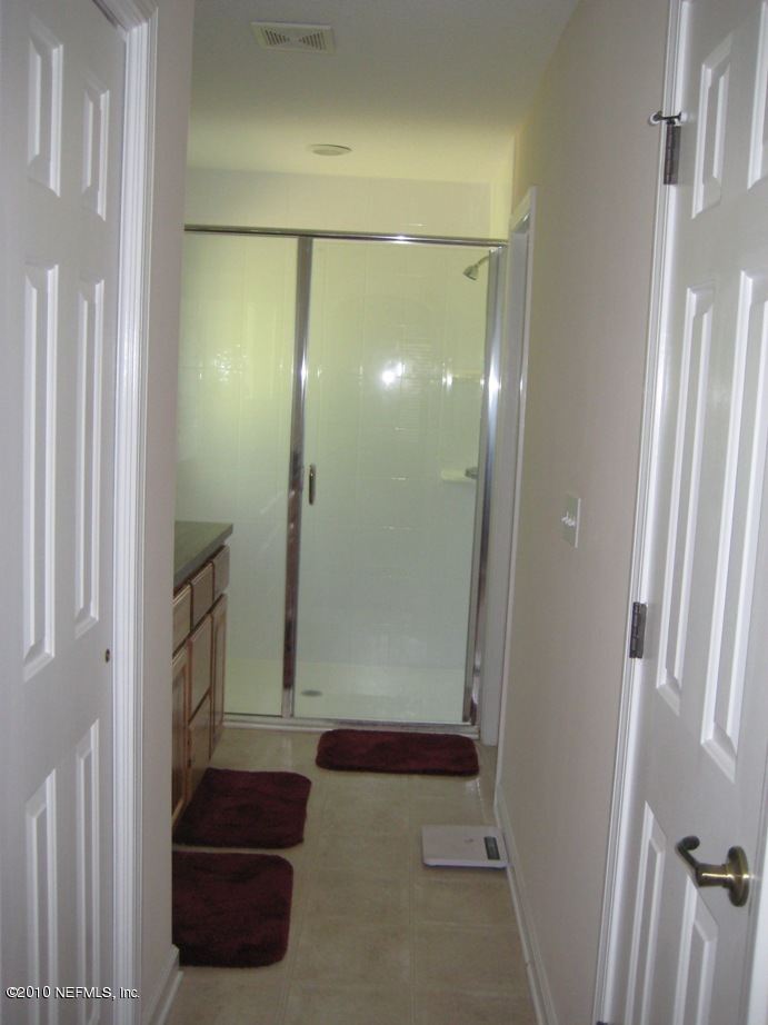 105 Cheffey Road Palatka, FL 32177 - Photo 11 of 15 master bath