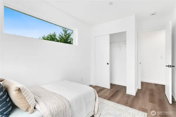 $649,950 | 12107 East Gibson Road, Everett, WA 98204