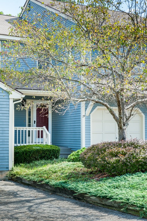 29 Sturbridge Hills Road, Unit 29 Sturbridge, MA 01566 - Photo 1 of 17 Gallery Image 1