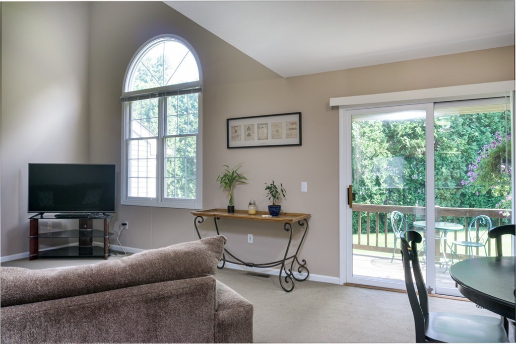 29 Sturbridge Hills Road, Unit 29 Sturbridge, MA 01566 - Photo 5 of 17 Gallery Image 5