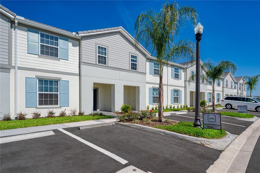 7561 Oak Spring Lane Davenport, FL 33837 - Photo 2 of 57