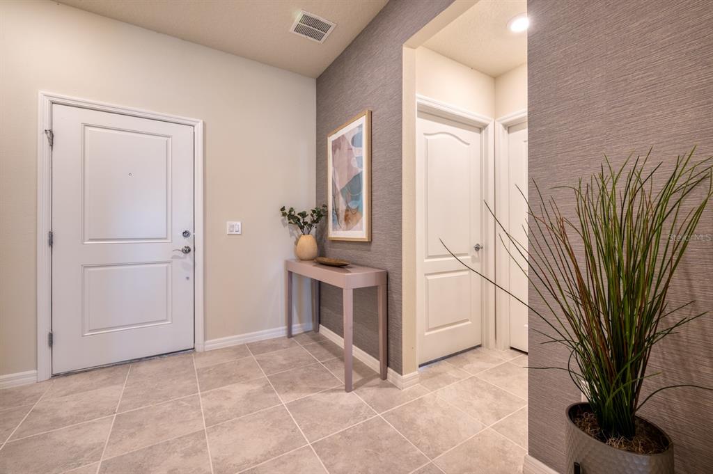 7561 Oak Spring Lane Davenport, FL 33837 - Photo 4 of 57