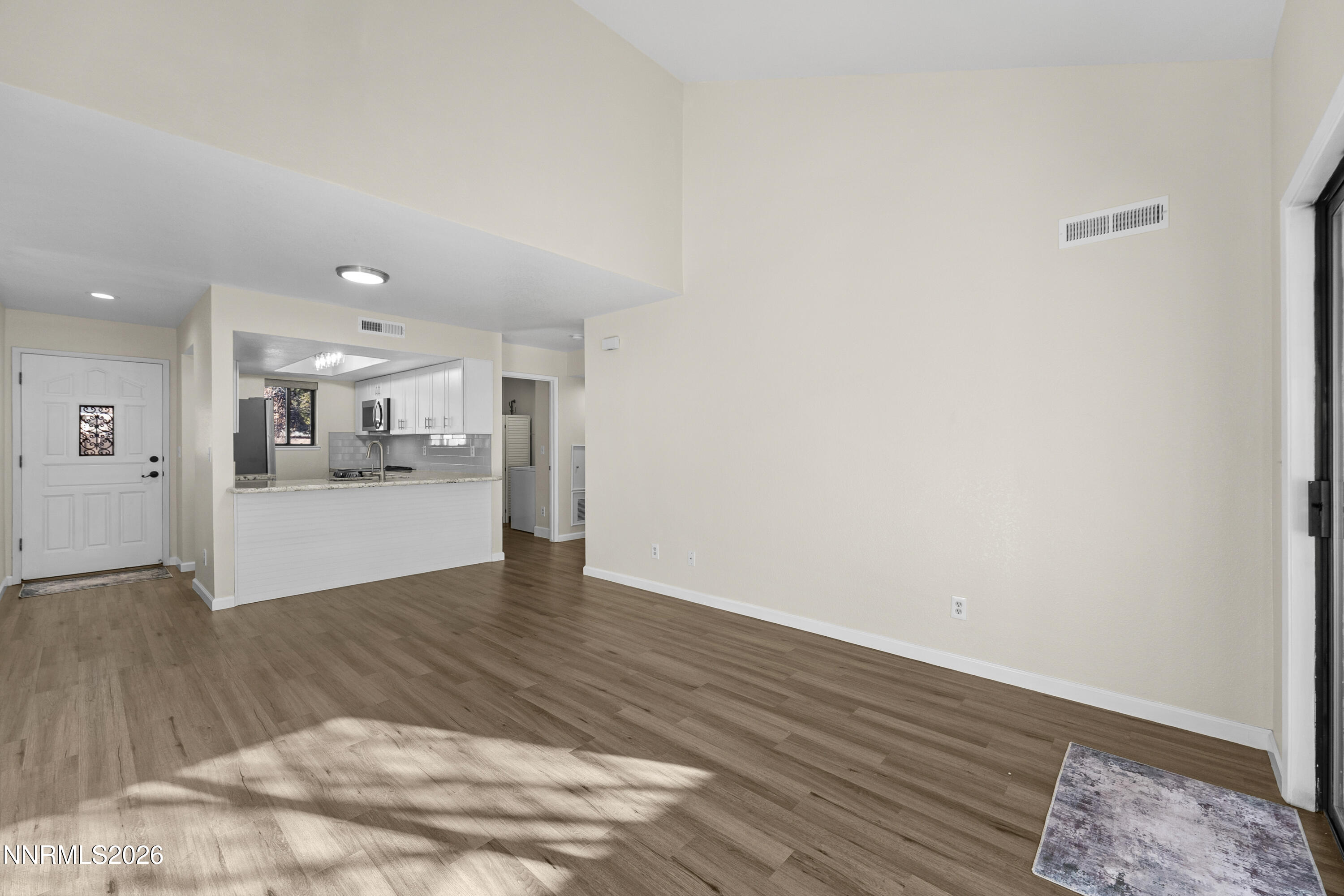 8600 Dixon Lane Reno, NV 89511 - Photo 12 of 39 07-8600 Dixon Lane Reno NV 89511 (7 of 4