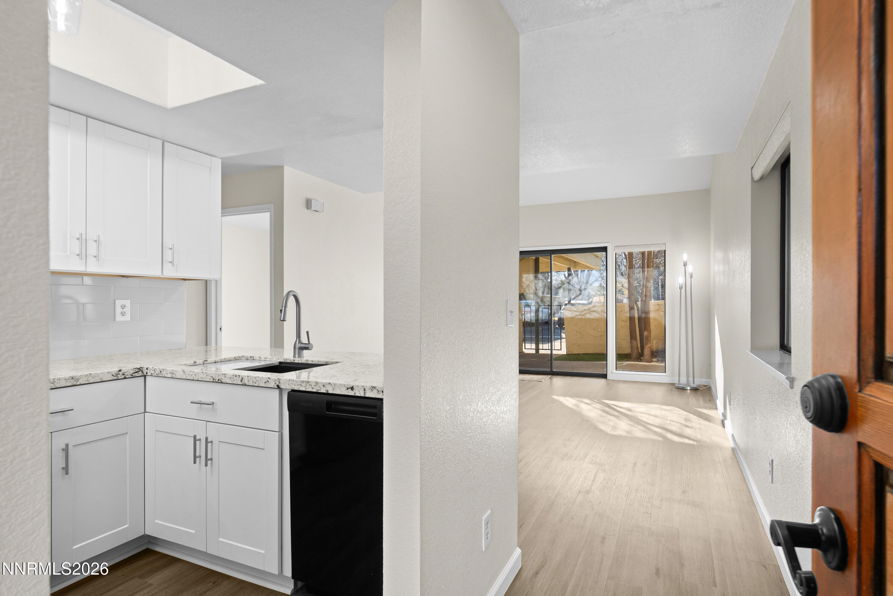 8600 Dixon Lane Reno, NV 89511 - Photo 4 of 39 04-8600 Dixon Lane Reno NV 89511 (4 of 4