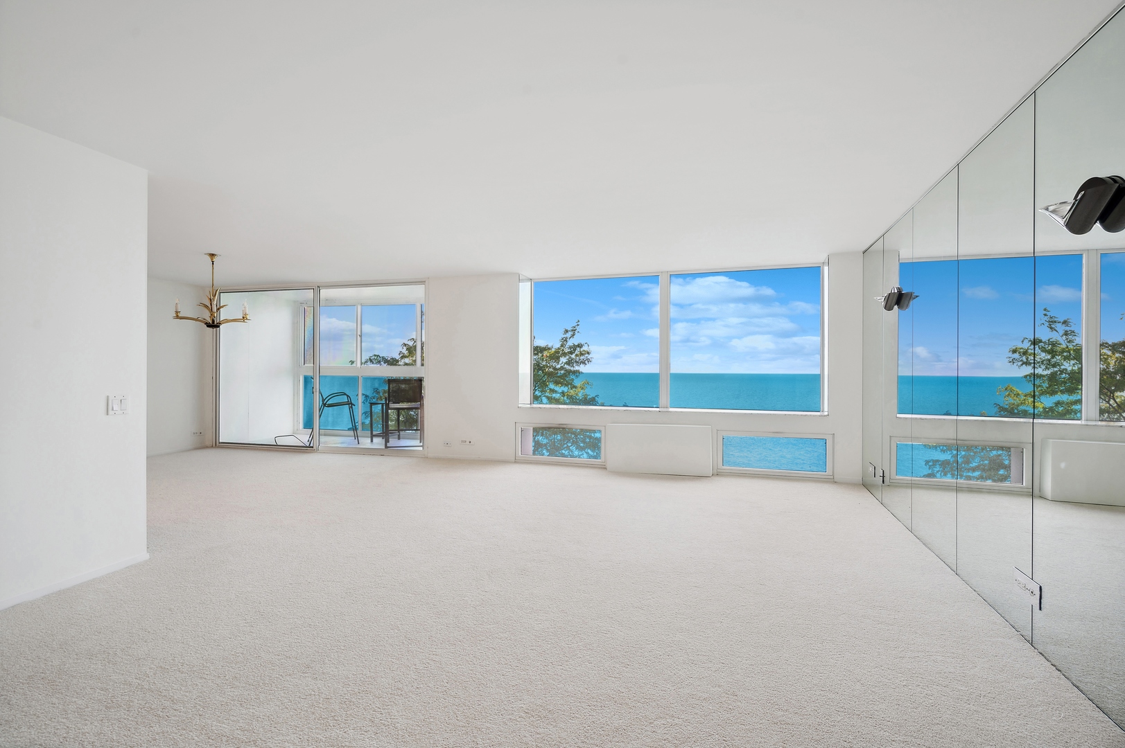 1500 Sheridan Road, Unit 5F Wilmette, IL 60091 - Photo 7 of 32 Gallery Image 7