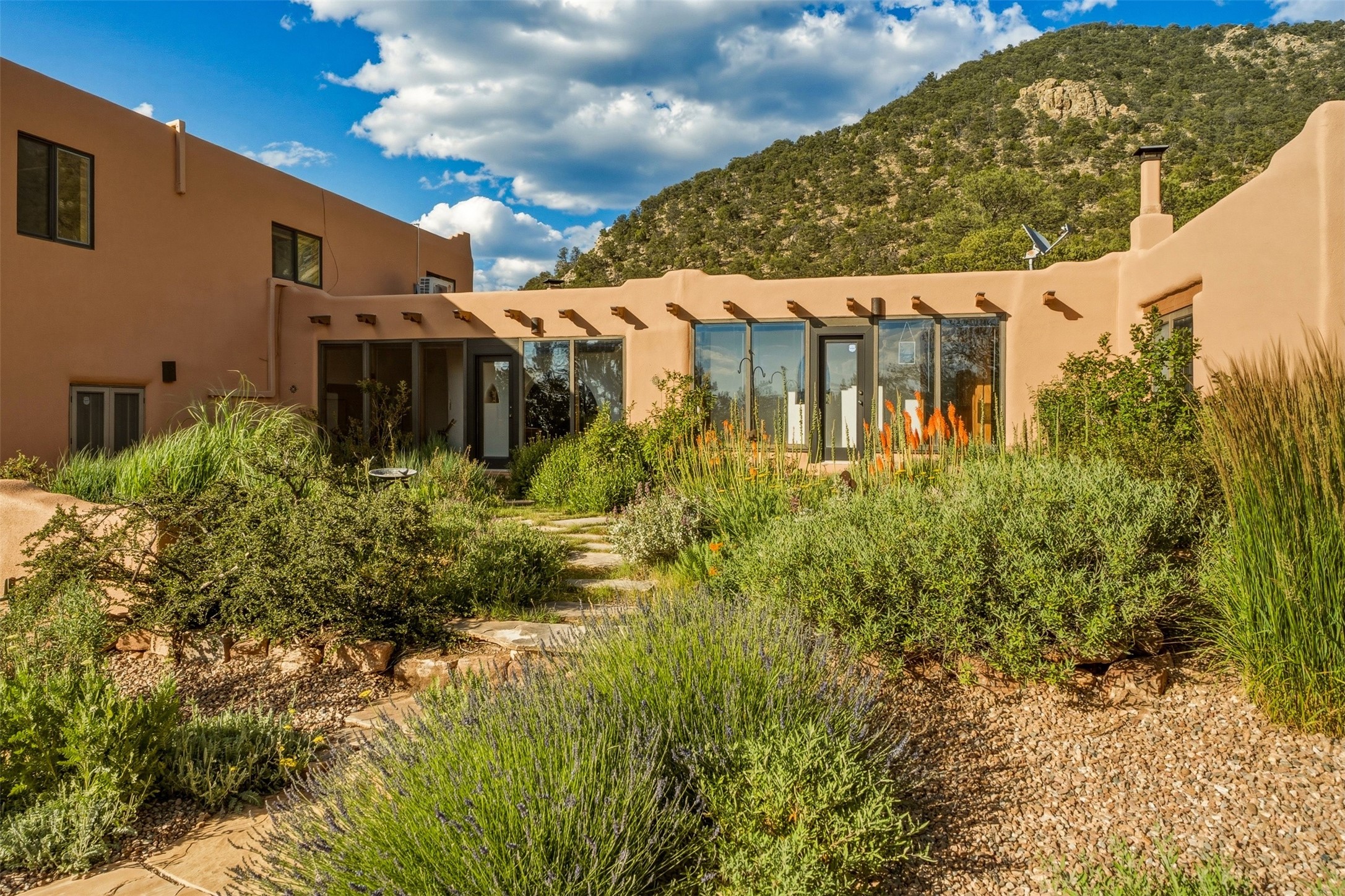 32 Overlook Road Santa Fe, NM 87505 - Photo 7 of 89