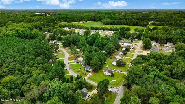 $300,000 | 155 Creekside Drive, Four Oaks, NC 27524