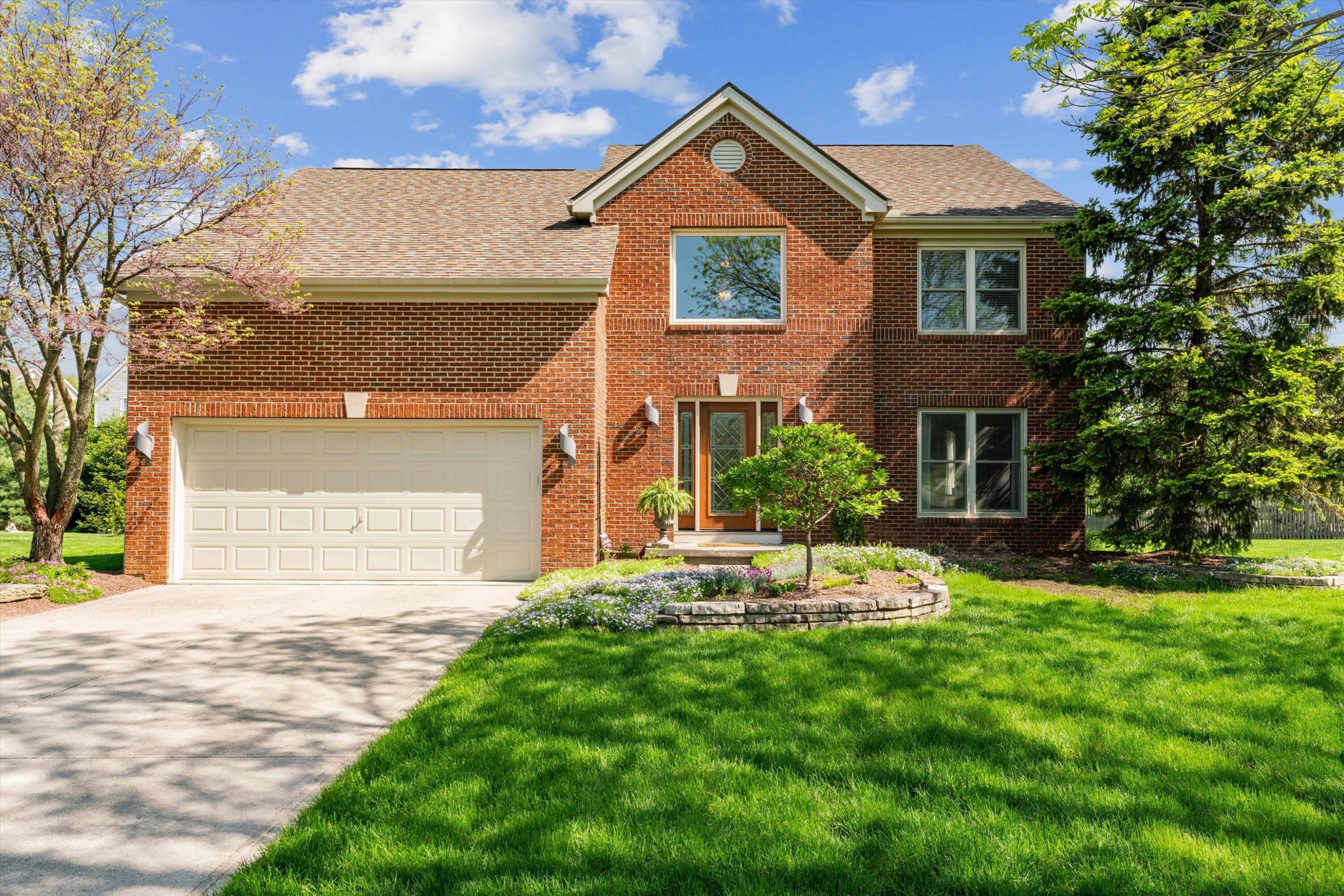358 Beecher Road Columbus, OH 43230 - Photo 1 of 39 A_Gahanna_358BeecherRoad_EXT_Front (4)