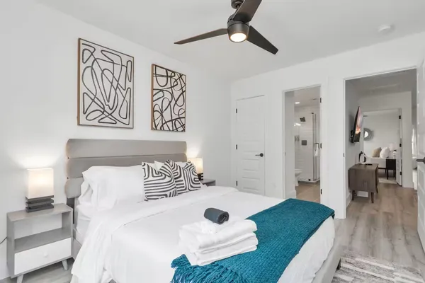 $472,500 | 3735 Mainer Street, Houston, TX 77021