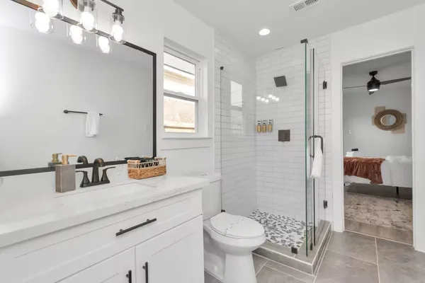 $472,500 | 3735 Mainer Street, Houston, TX 77021