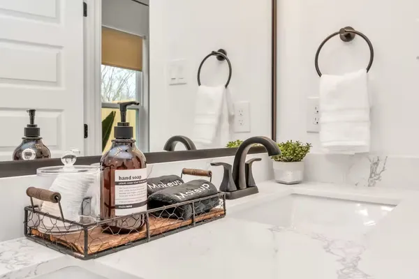 $472,500 | 3735 Mainer Street, Houston, TX 77021