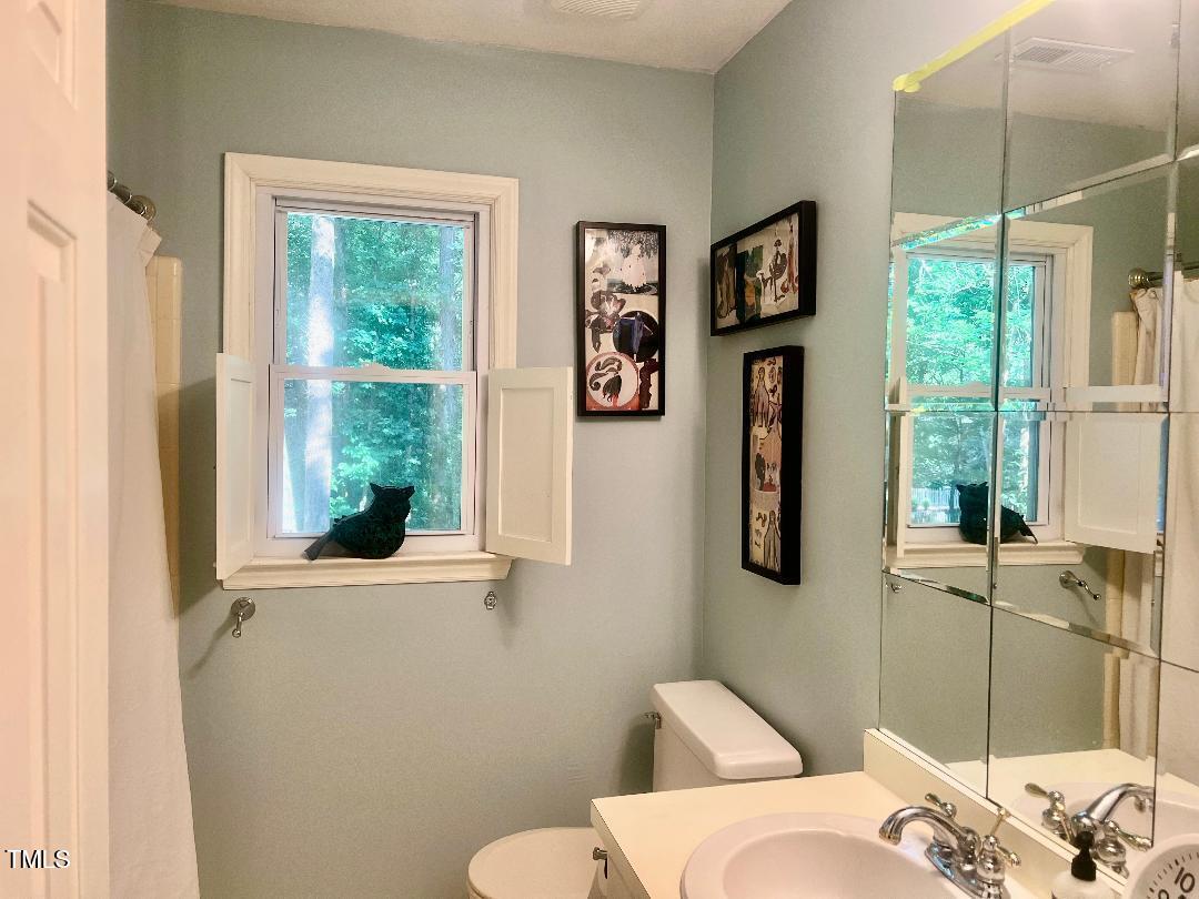 8605 Brookdale Drive Raleigh, NC 27613 - Photo 24 of 36