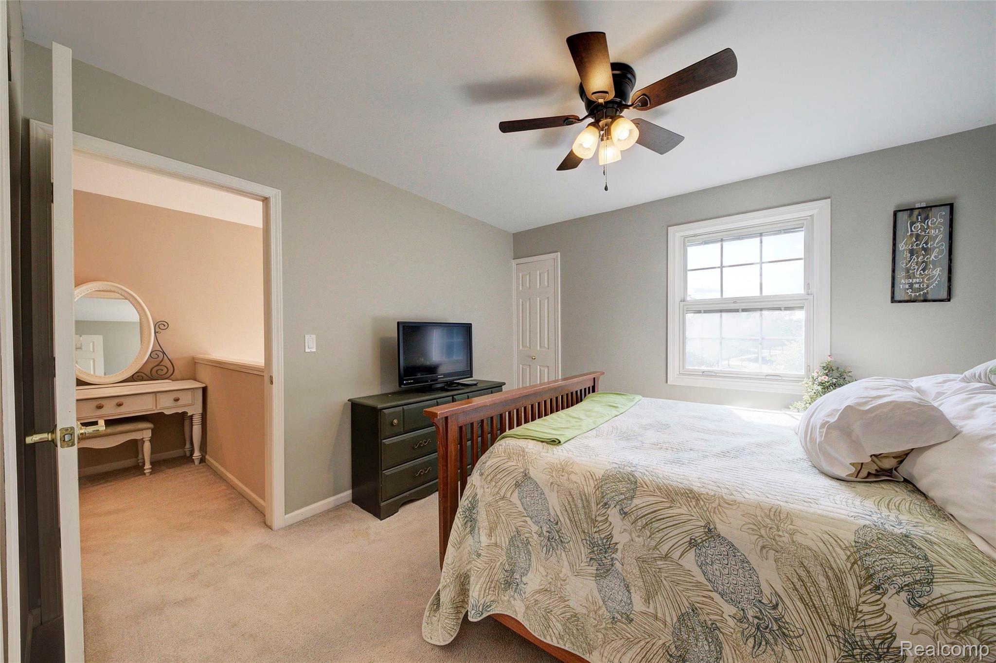 6724 Kennesaw Road Canton, MI 48187 - Photo 57 of 77 55 Bedroom 3.jpg
