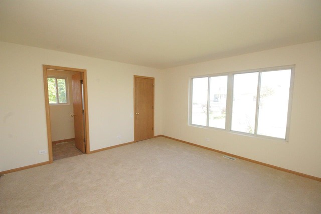 201 Prairie Ridge Drive Woodstock, IL 60098 - Photo 7 of 16