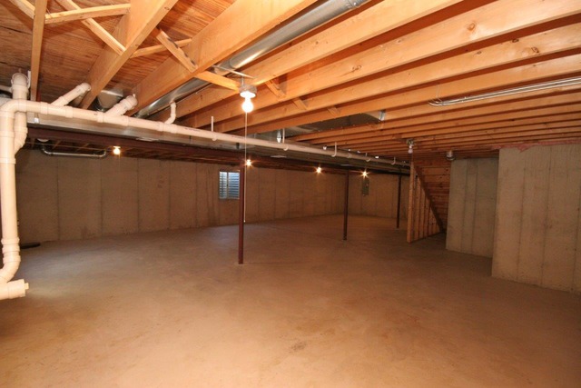 201 Prairie Ridge Drive Woodstock, IL 60098 - Photo 10 of 16