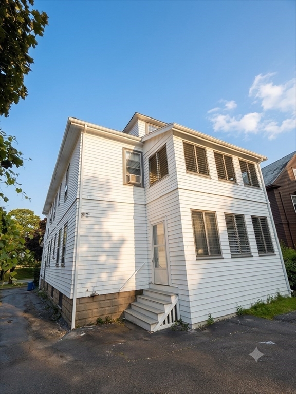 104-106 Payson Road Belmont, MA 02478 - Photo 5 of 13
