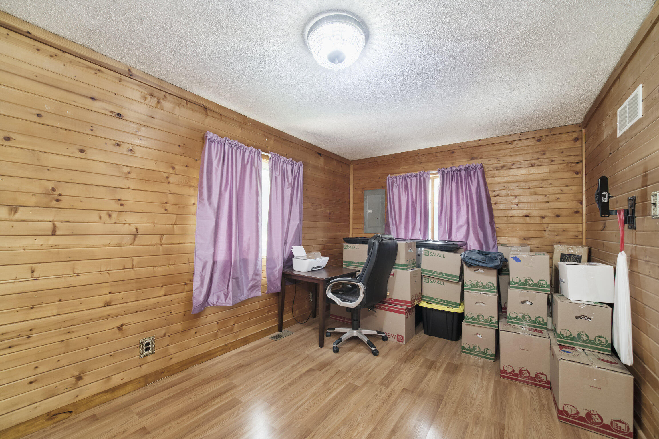 925 South High Bridge Road Wellston, MI 49689 - Photo 24 of 55 Primary bedroom