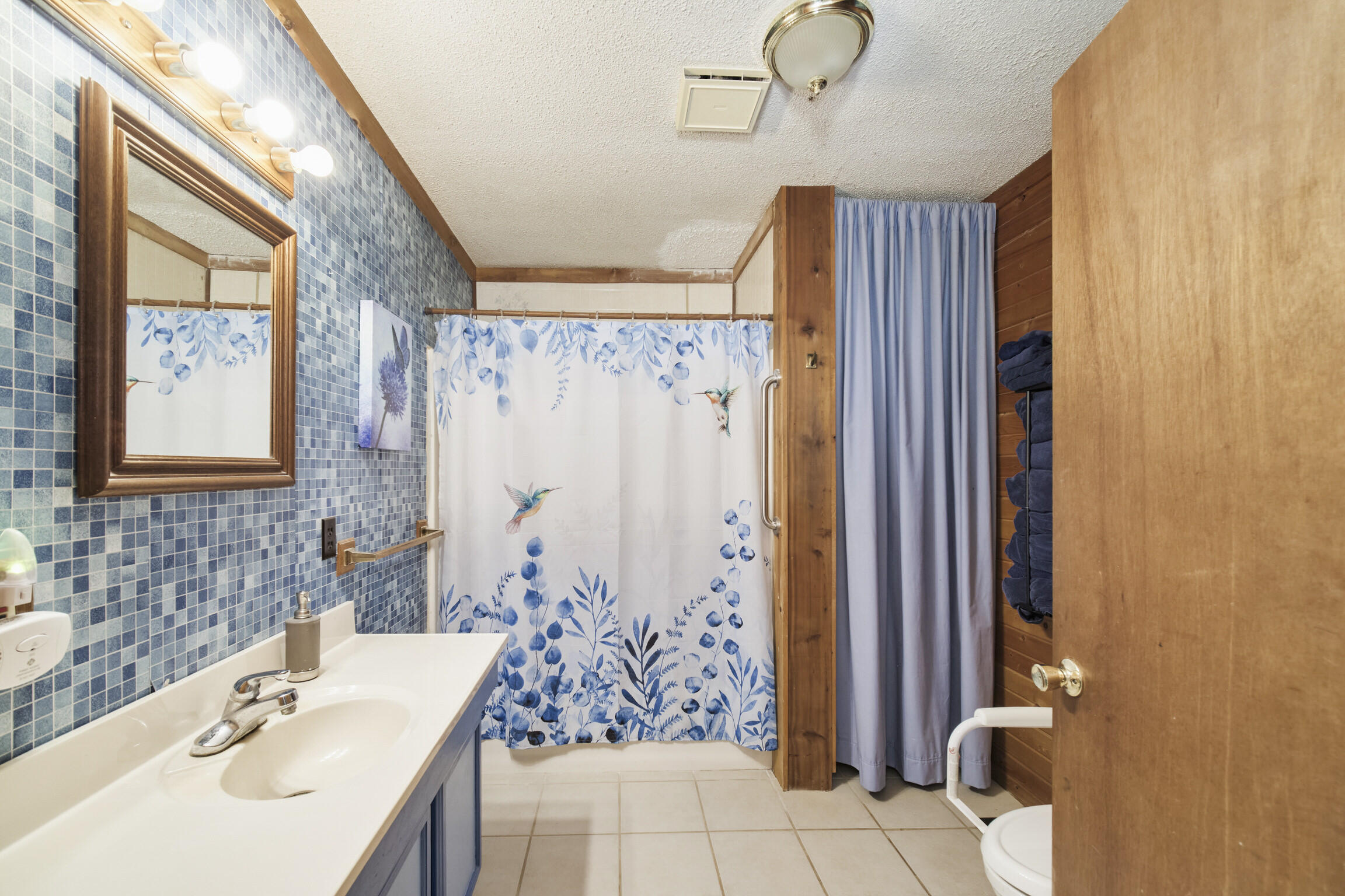 925 South High Bridge Road Wellston, MI 49689 - Photo 30 of 55 Full bath