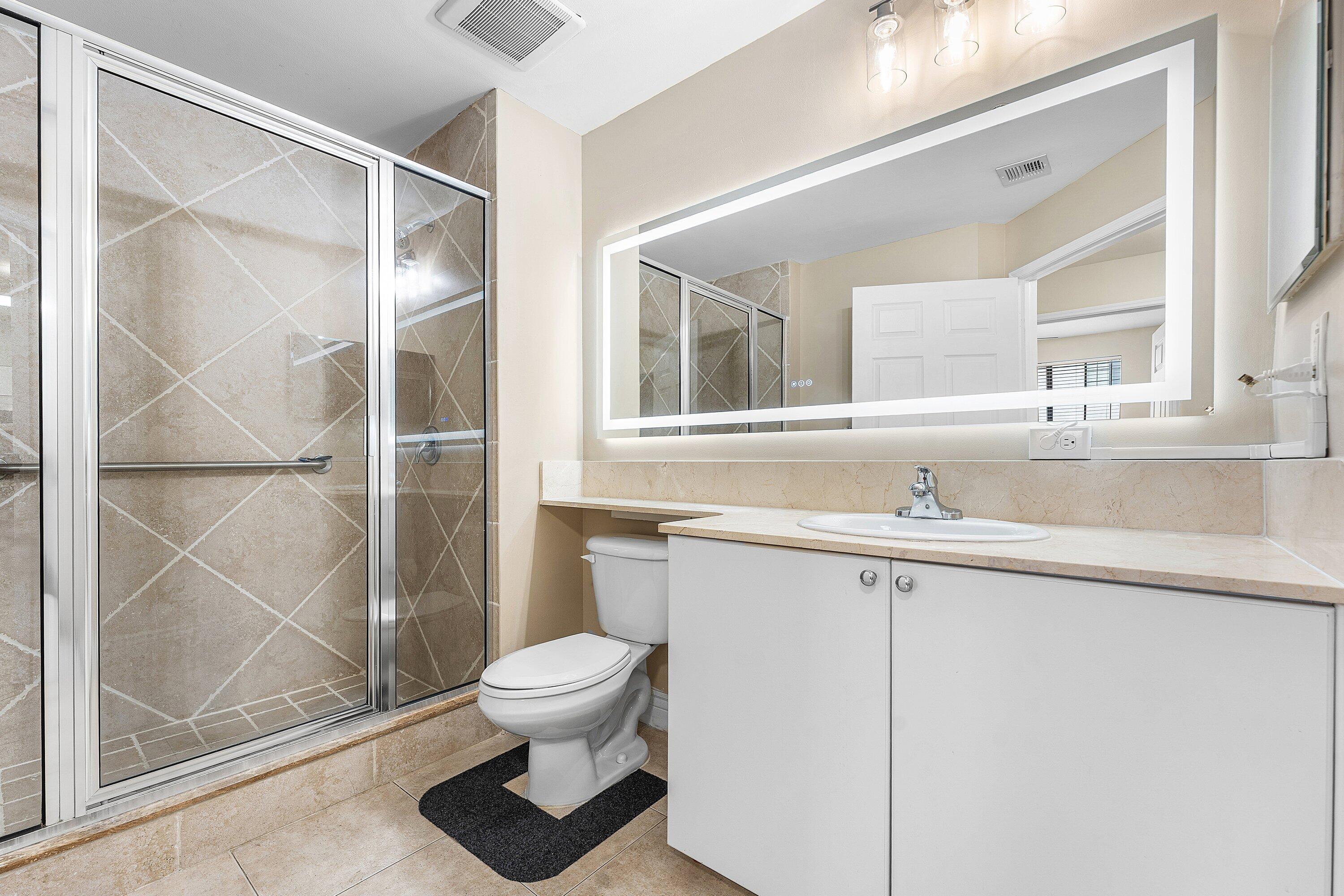 233 South Federal Highway, Unit 308 Boca Raton, FL 33432 - Photo 14 of 44 233 S Federal Hwy, 308, Boca Raton FL 33