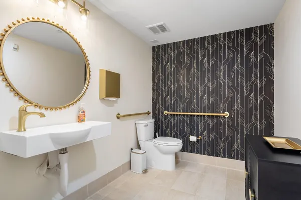 $4,100 | 233 South Federal Highway, Unit 308, Boca Raton, FL 33432