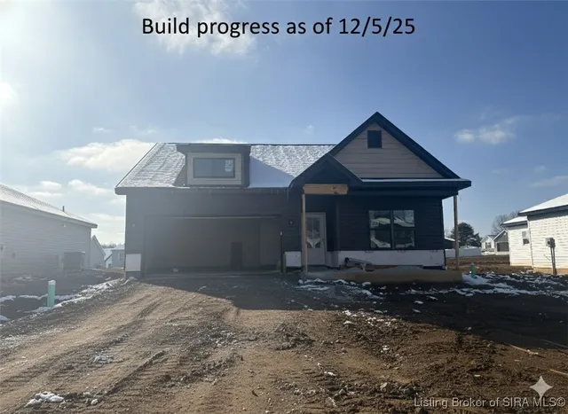 $304,900 | 2618 Vineyard Way, Memphis, IN 47143